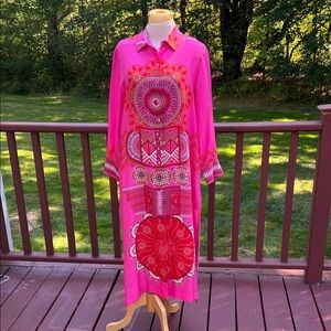 Clips SZ 44/8, pink printed silk dress with side long slits.